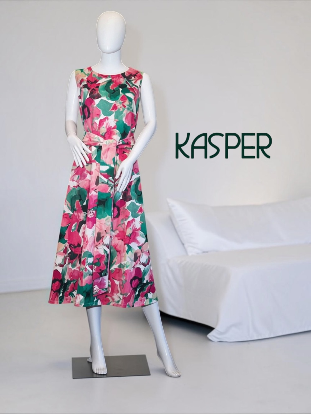 NWT Kasper Printed Scuba Crepe Tie-Waist Fit & Flare Dress - Size 16W - Picture 3 of 10